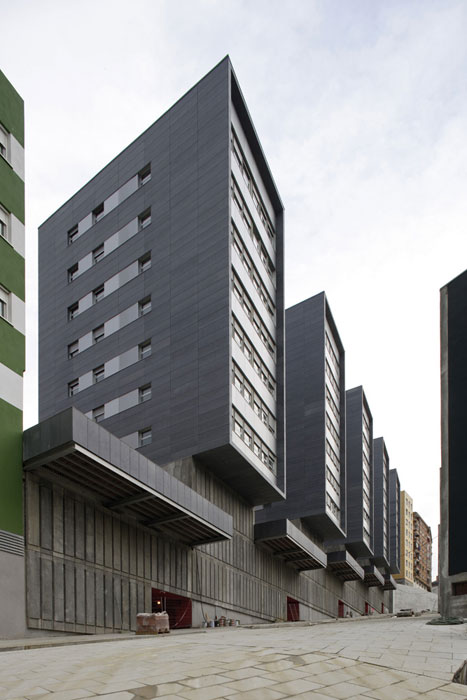 © Miguel de Guzmán