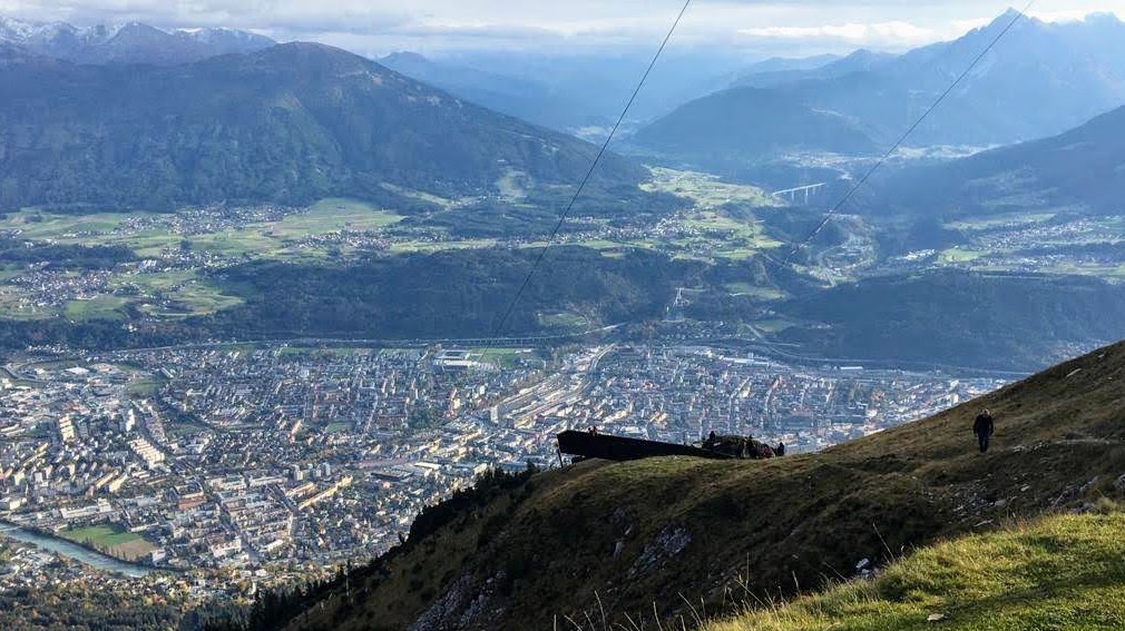Innsbruck (AT) urbanity and natural environment