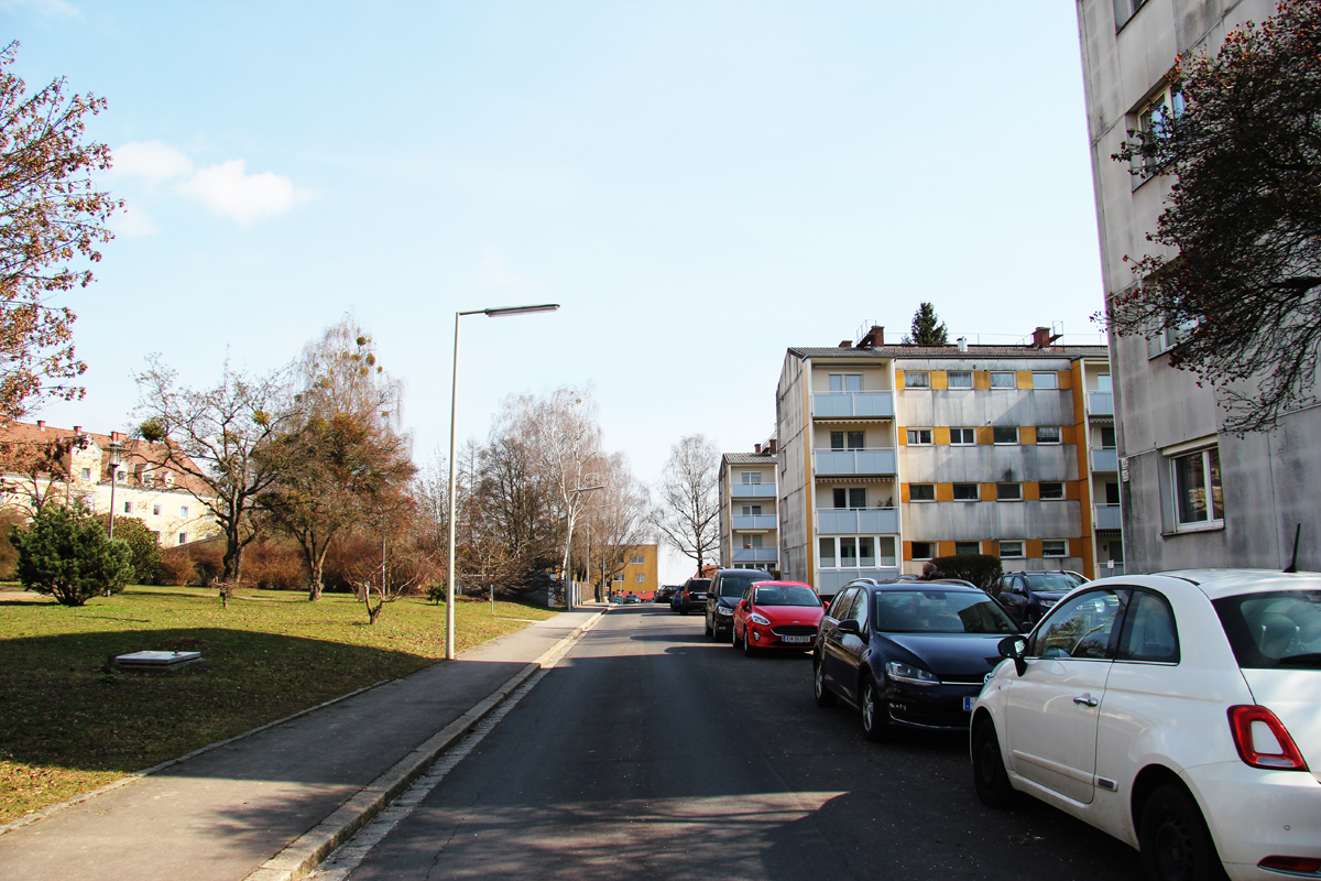 Later addition of four-storey building blocks